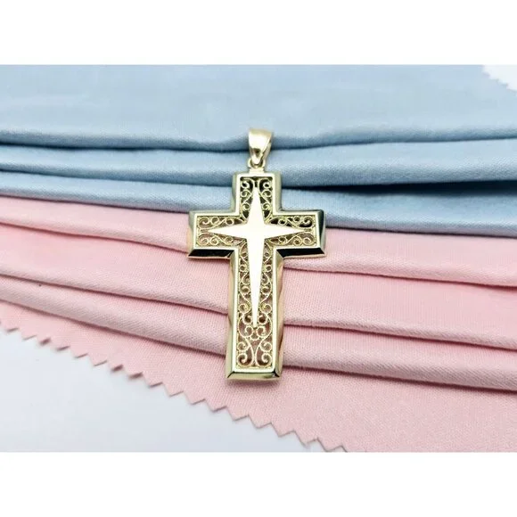 Beautiful 14K Karat Solid Yellow Gold Religious Designer Cross Charm Pendant